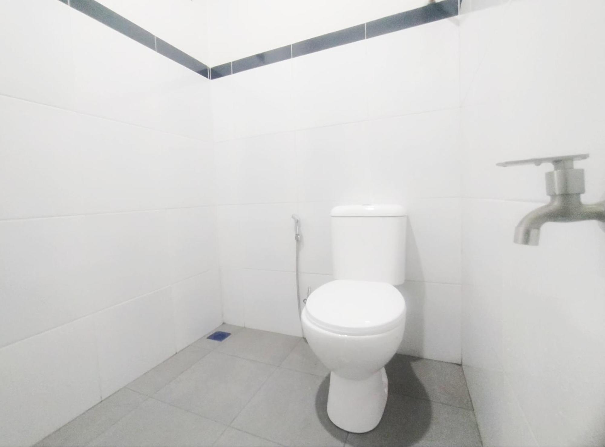 Reddoorz Syariah Near Stasiun Purwokerto Hotel Exterior foto