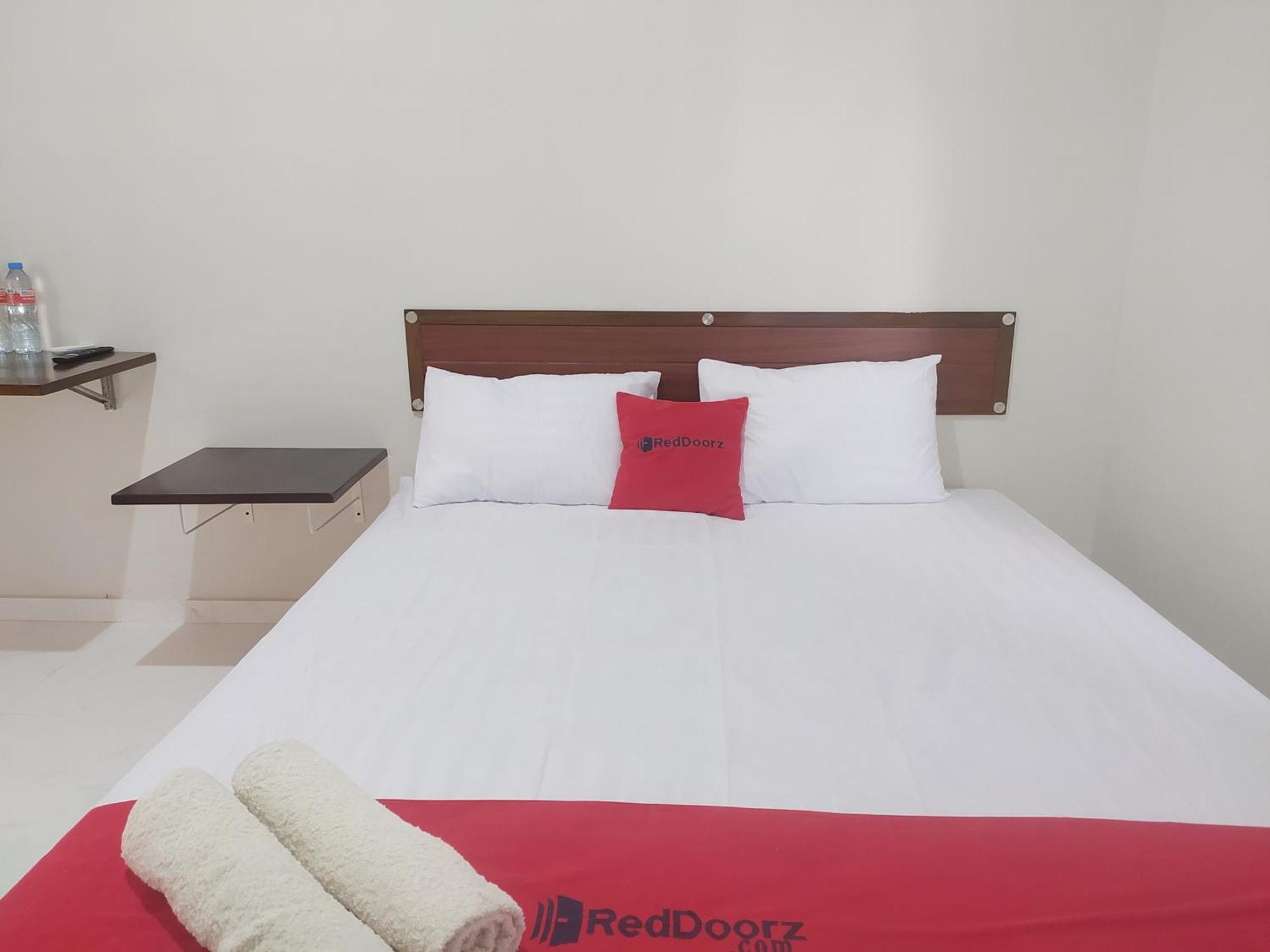 Reddoorz Syariah Near Stasiun Purwokerto Hotel Exterior foto